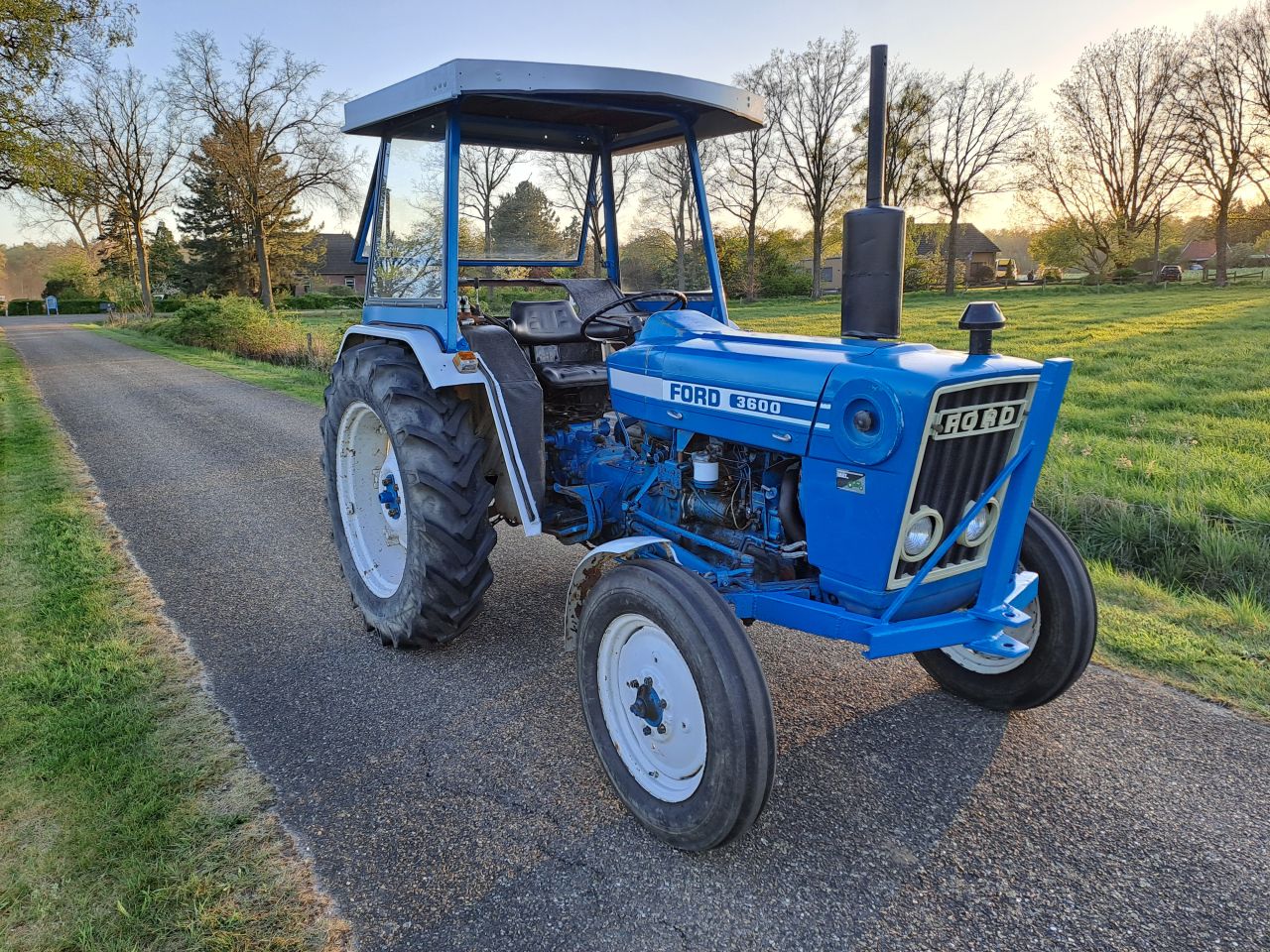 Ford 3600 | NL Kenteken | Inruil & transport mogelijk