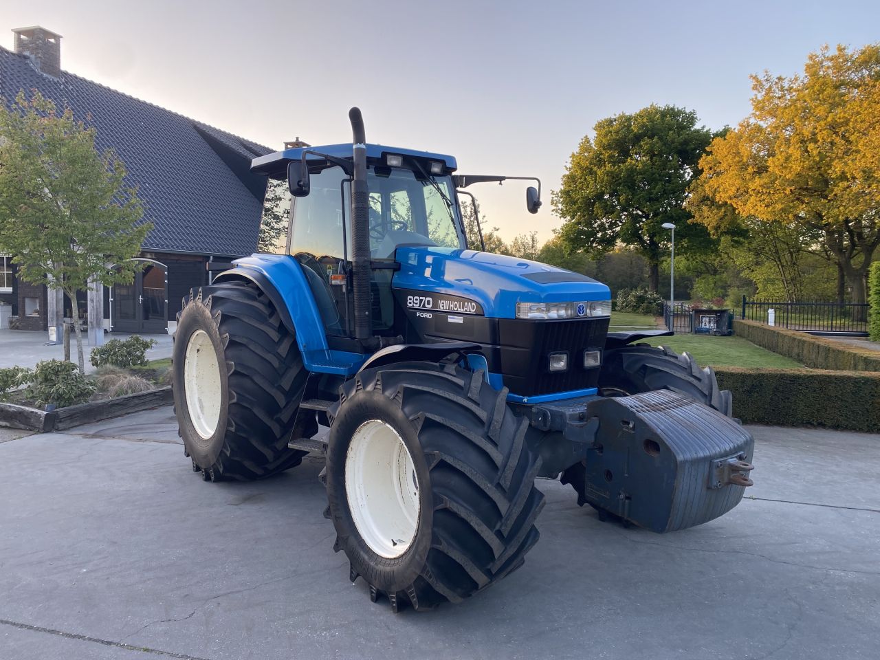 Nette New Holland Ford 8970 powershift
