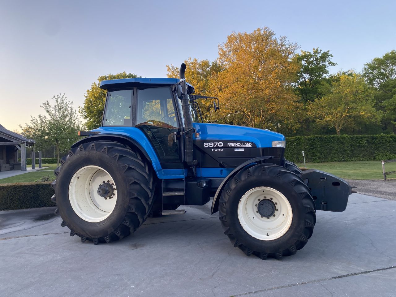 Nette New Holland Ford 8970 powershift