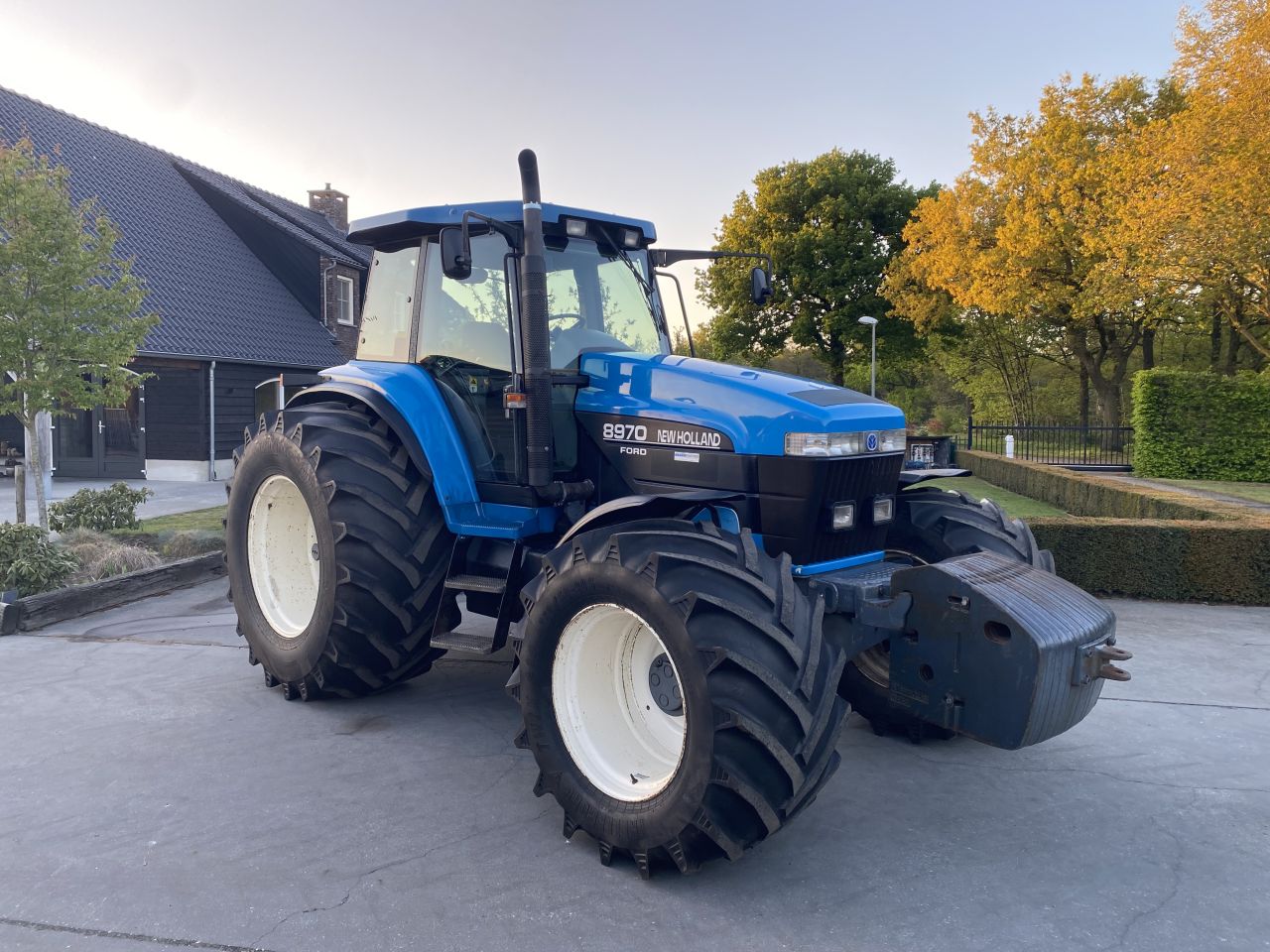 Nette New Holland Ford 8970 powershift