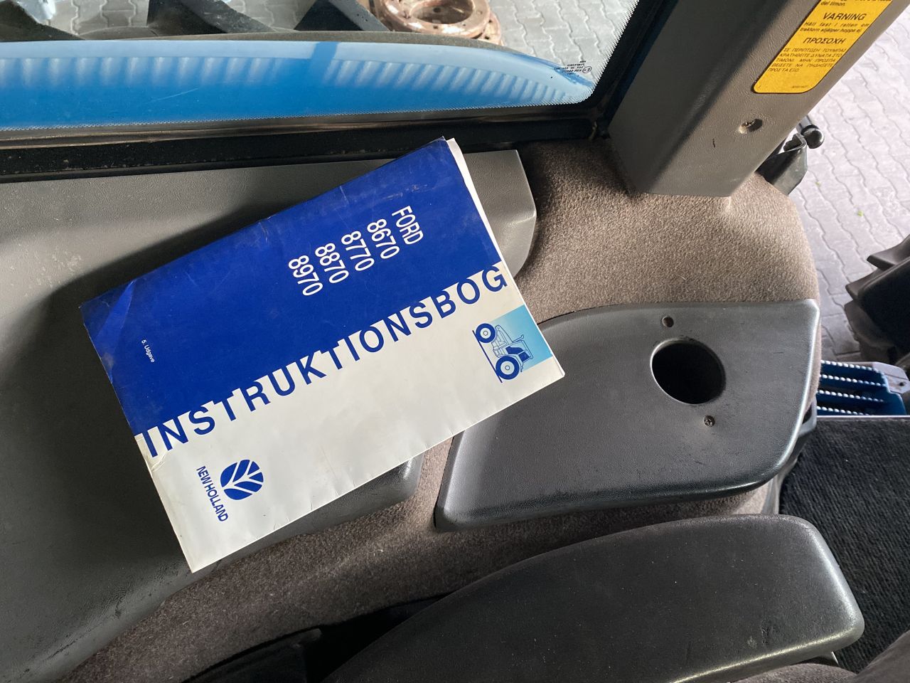 Nette New Holland Ford 8970 powershift