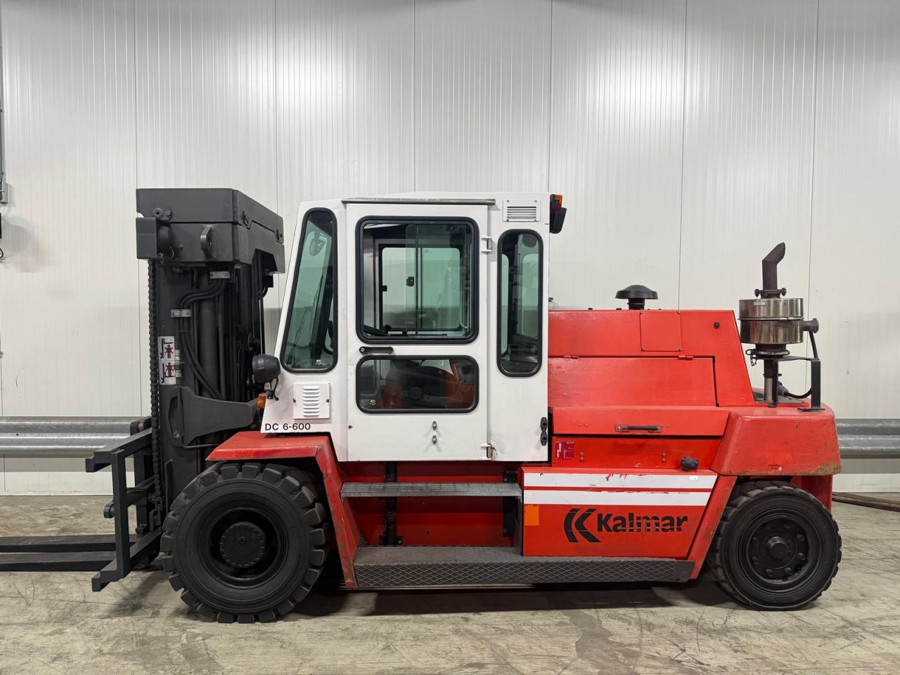 Heftruck Kalmar DC6-600 diesel triplo 4 Mtr vv ss container uitv