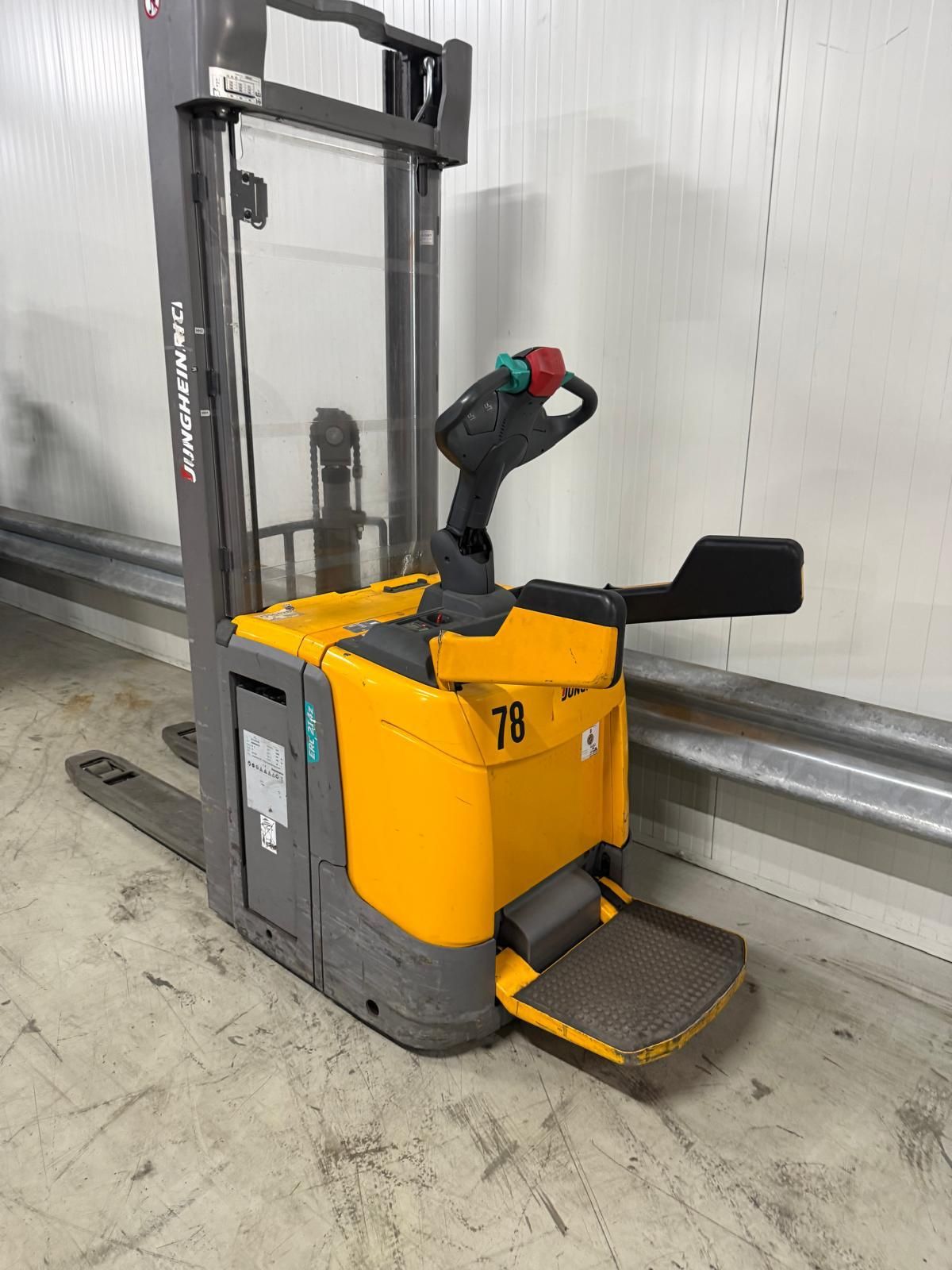 Stapelaar Jungheinrich ERC 214Z 3600 mm freelift,