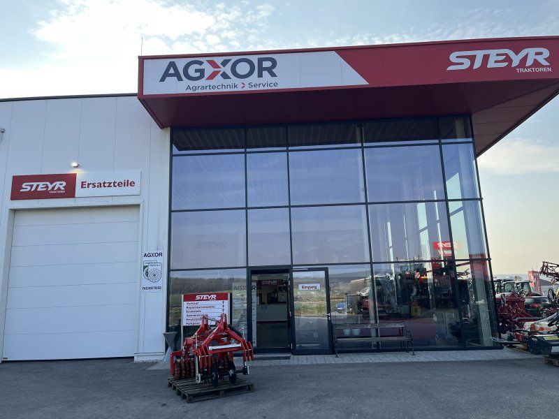 Güttler GreenManager 12 -Walzen-Striegel-