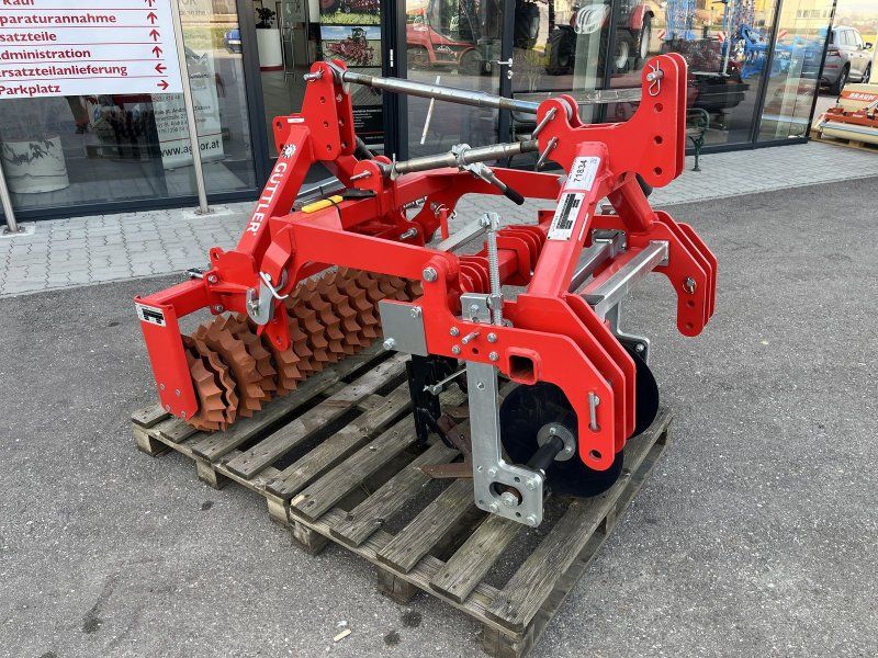 Güttler GreenManager 12 -Walzen-Striegel-