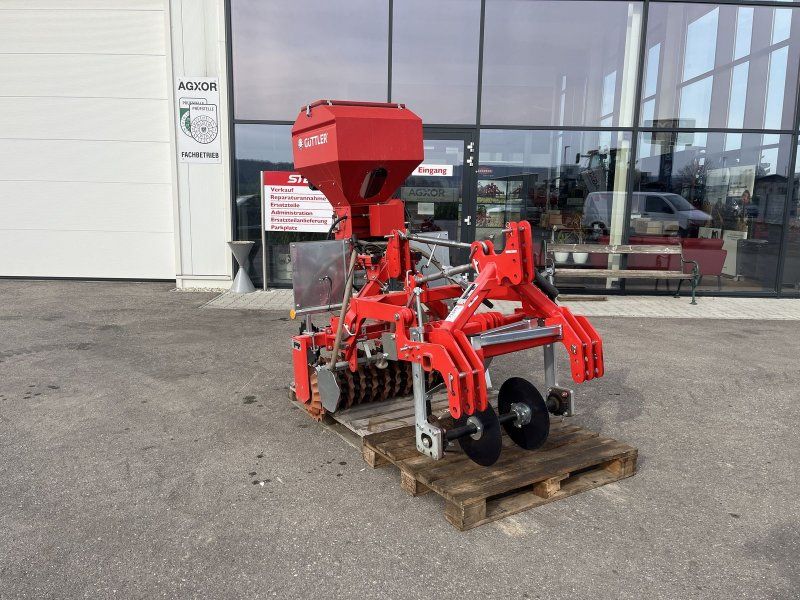 Güttler GreenManager 12 -Walzen-Striegel-