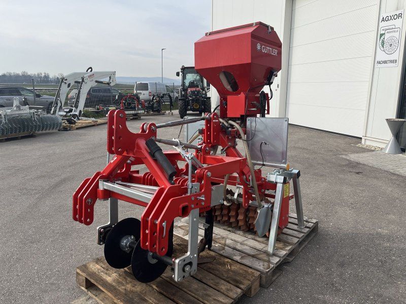 Güttler GreenManager 12 -Walzen-Striegel-