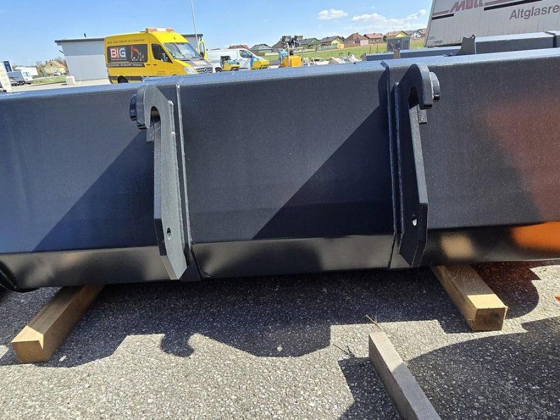 Big Dutchman SUN Schwergutschel 240 cm mit Case nahme