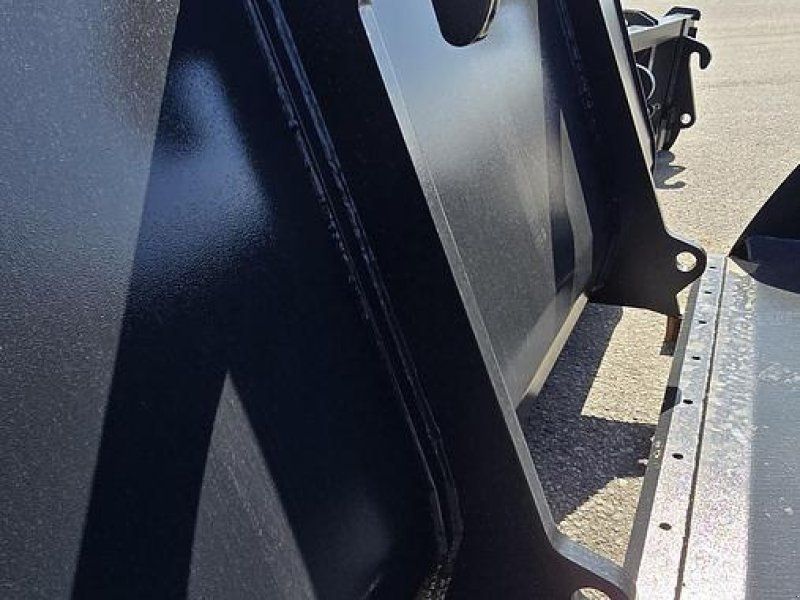 Big Dutchman SML Schwergutschel 240cm mit JCB Q-Fit nahme