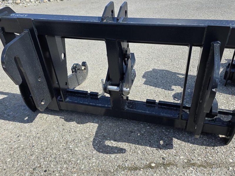 Big Dutchman Adapter Genie/Ter auf Dreipunkt