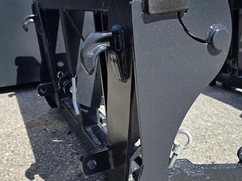 Big Dutchman Adapter Euro auf Dreipunkt