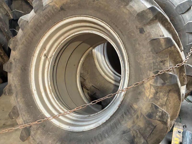 Trelleborg Tvillingehjul 710/75-42 og 650/60-34