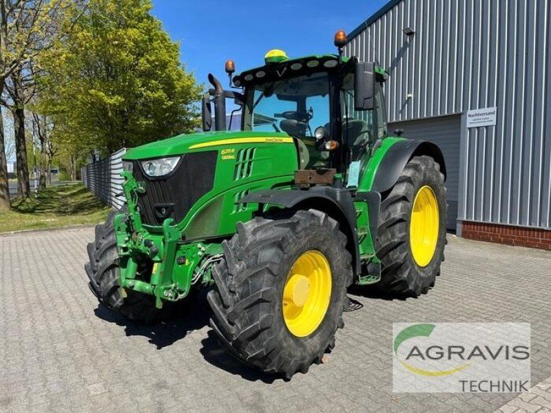 John Deere 6215 R