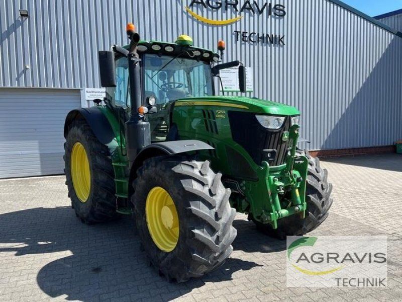 John Deere 6215 R