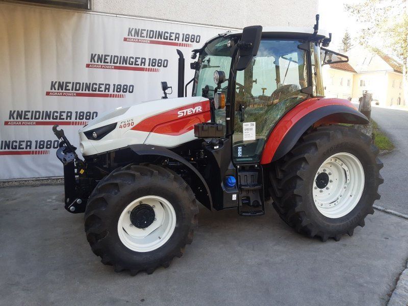 Steyr 4090 PLUS
