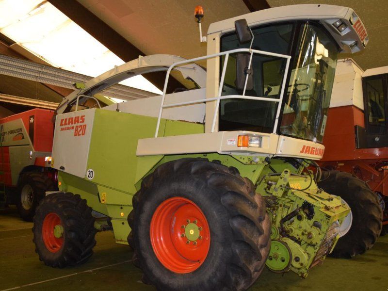 Claas Jaguar 820