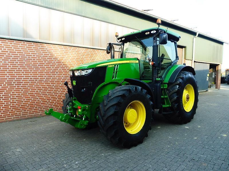 John Deere 7230R