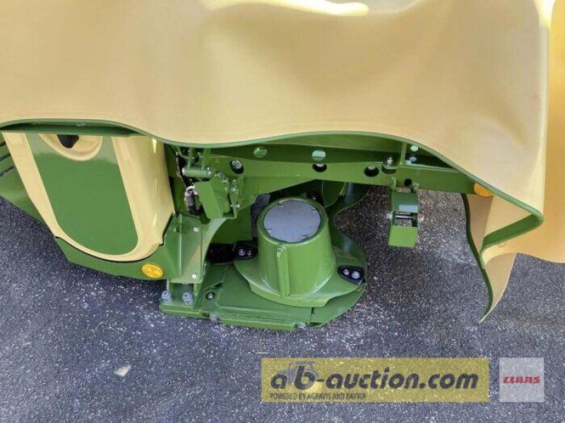 Krone EASYCUT B880 COLLECT F320 CV