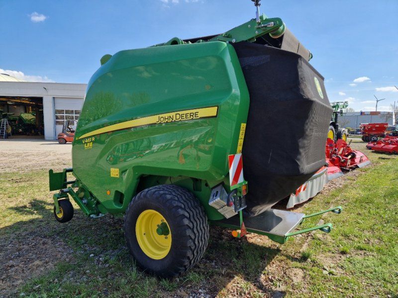 John Deere V461R