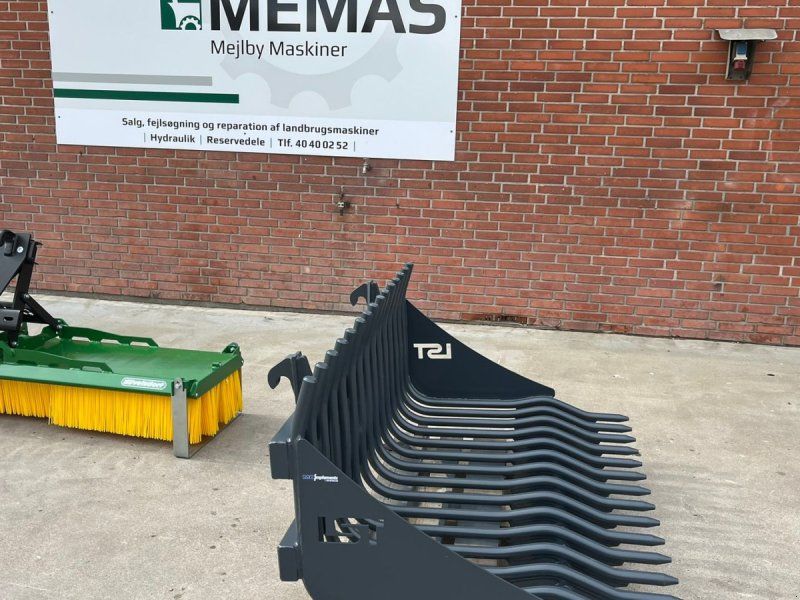 LST 160 cm sten greb med eurobeslag