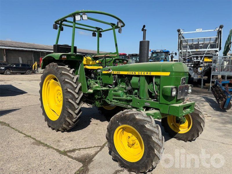 John Deere 2130S