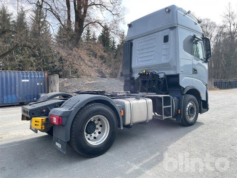 Iveco X-Way 490 4x2