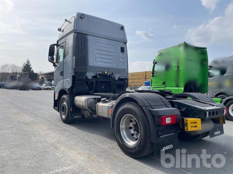 Iveco X-Way 490 4x2