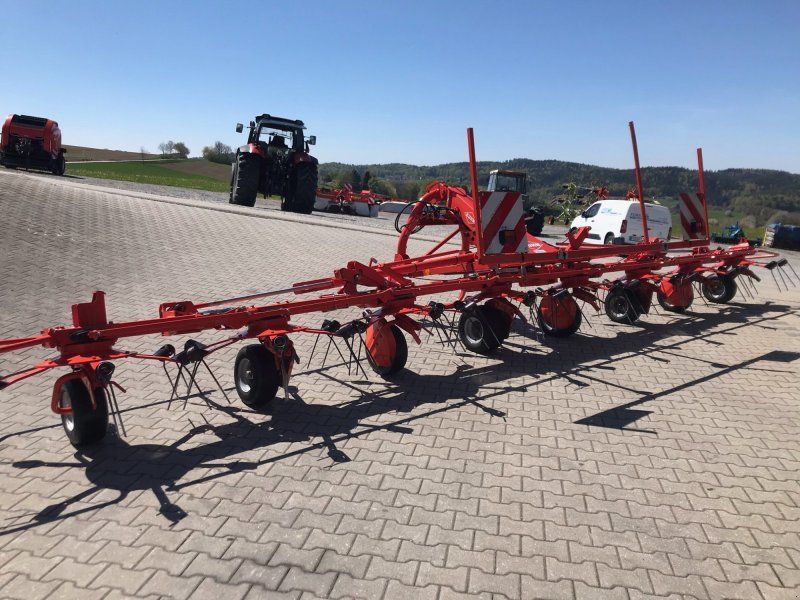 Kuhn GF 8702