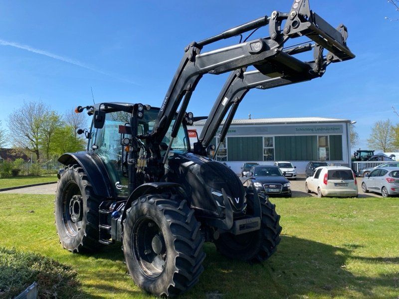 Valtra A105