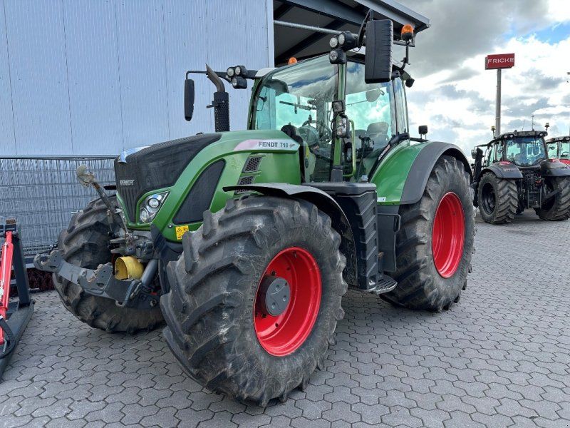 Fendt 718 S4 Vario Profi Plus