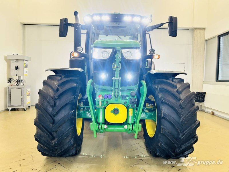 John Deere 6R 185