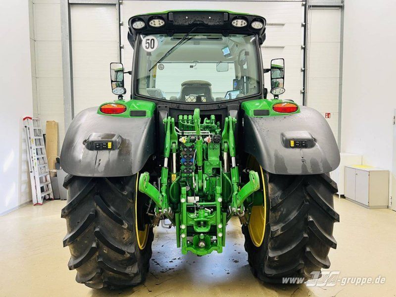 John Deere 6R 185