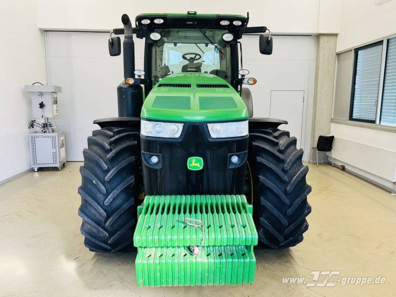 John Deere 8285R