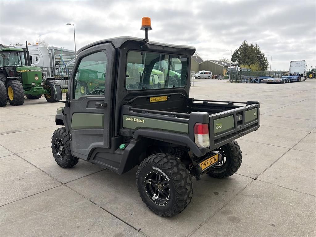 John Deere Gator XUV 865M
