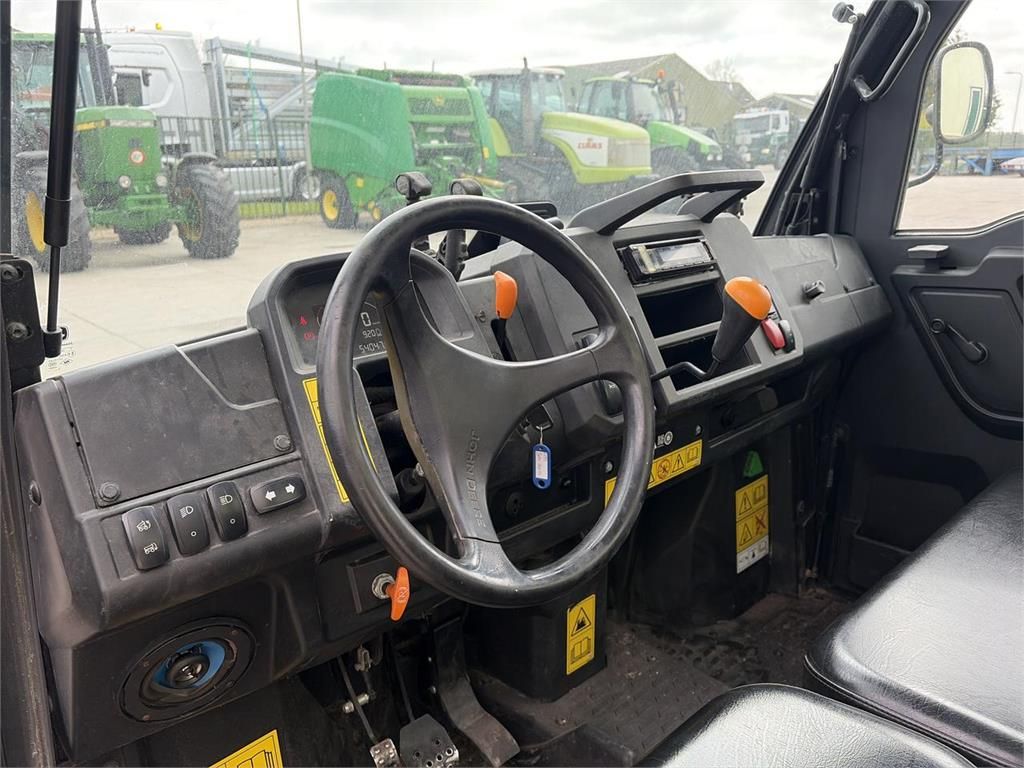 John Deere Gator XUV 865M