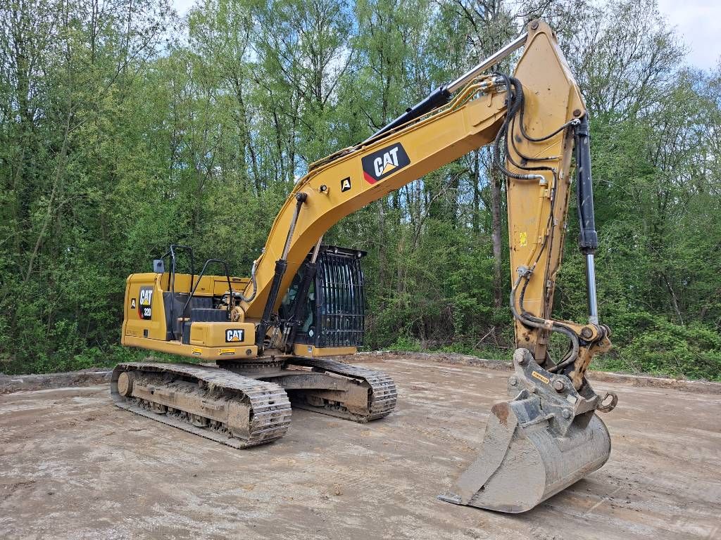 CAT 320