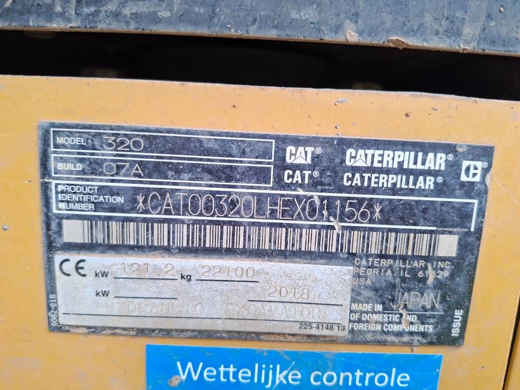 CAT 320