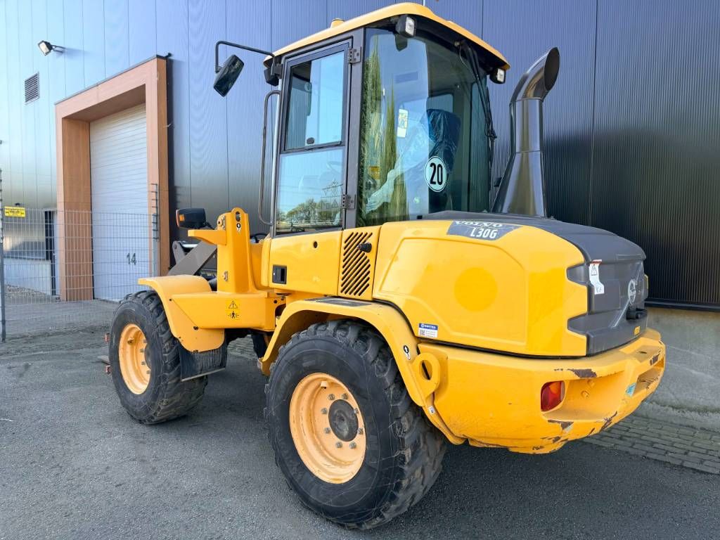 Volvo L30G