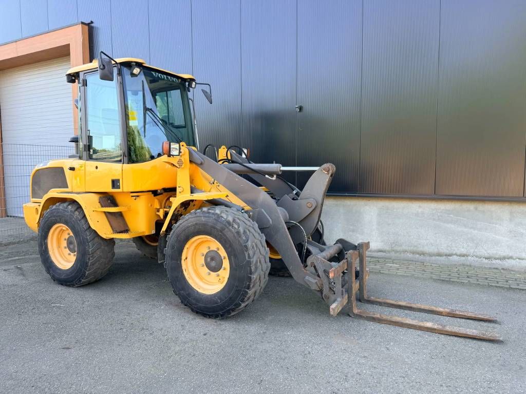 Volvo L30G