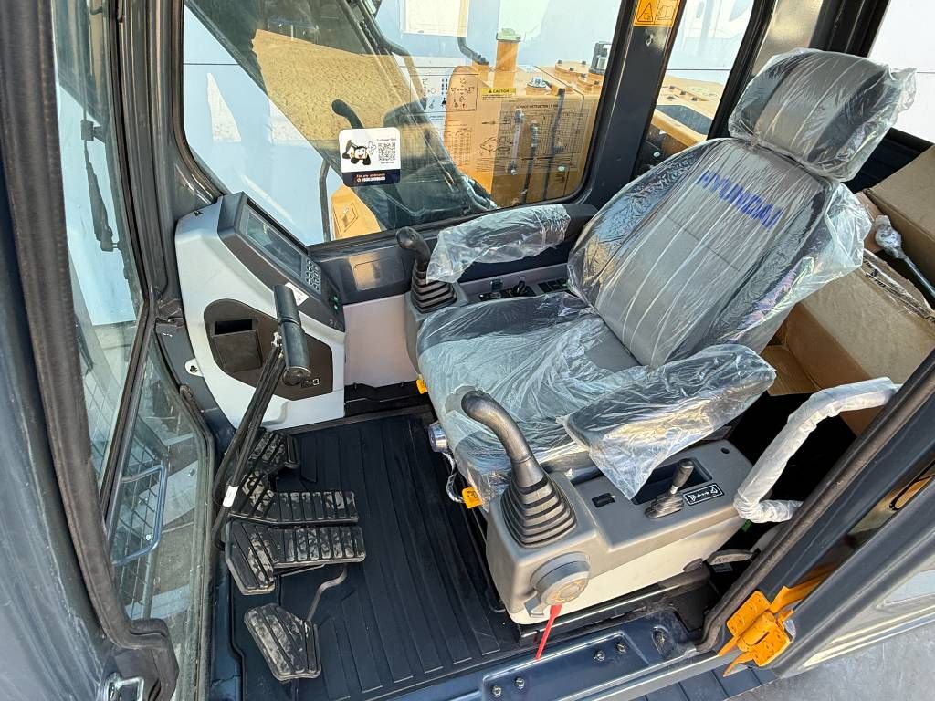 Hyundai R85A - BRAND NEW / UNUSED / 2026 Model