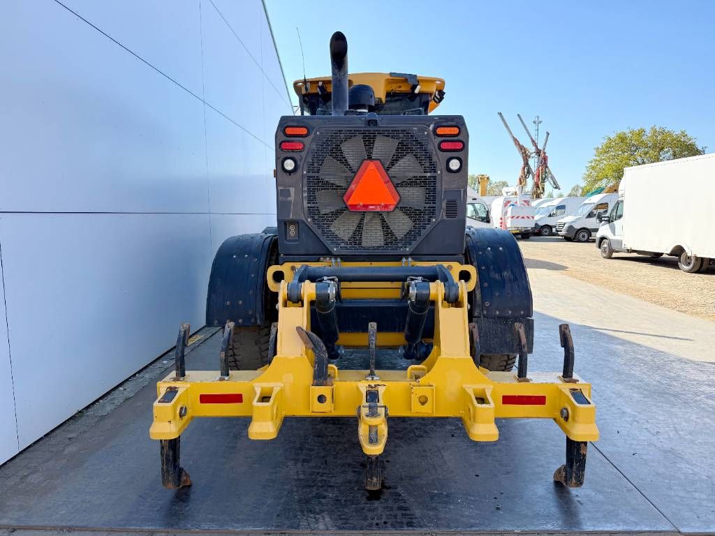 John Deere 872G AWD - Ripper / Joystick Controls / 6x6