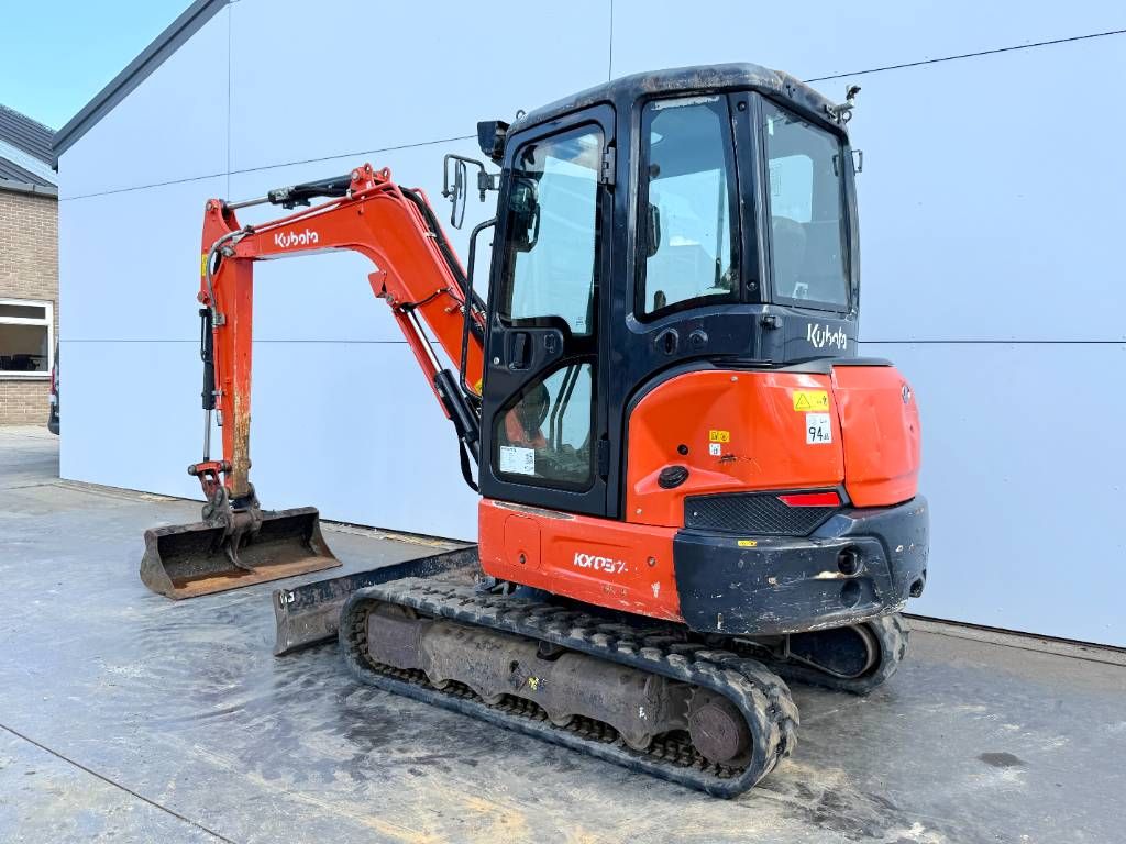 Kubota KX037-4 - Hammer Lines / Quick Coupler