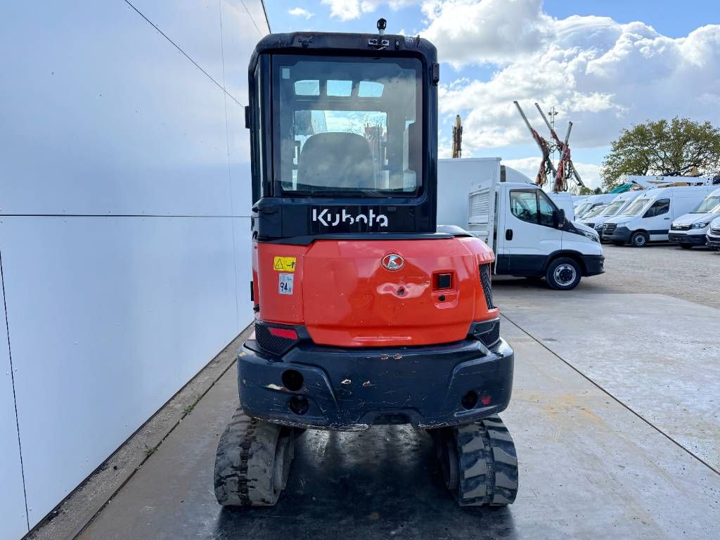 Kubota KX037-4 - Hammer Lines / Quick Coupler