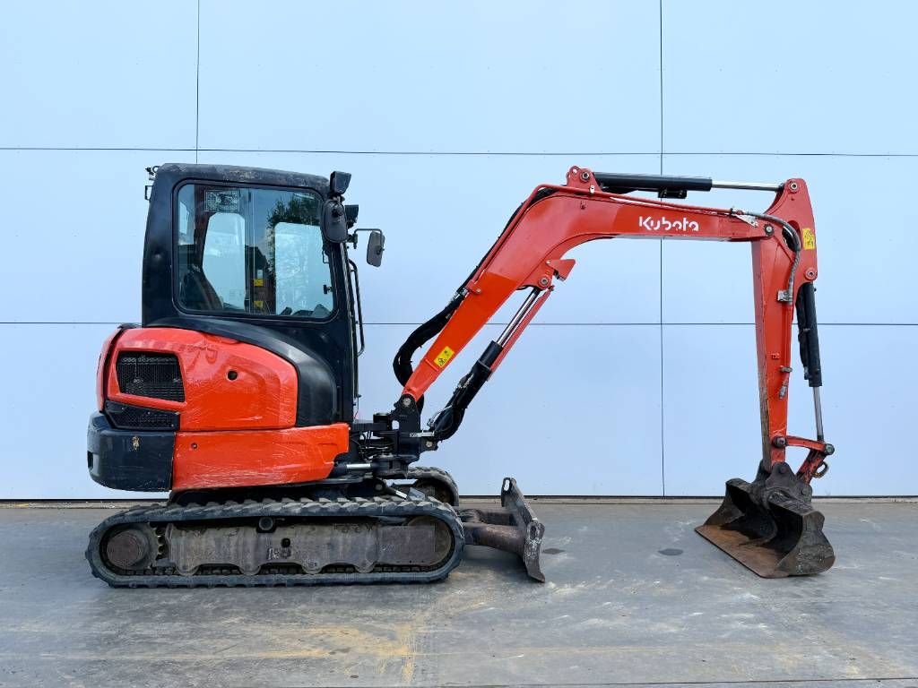 Kubota KX037-4 - Hammer Lines / Quick Coupler