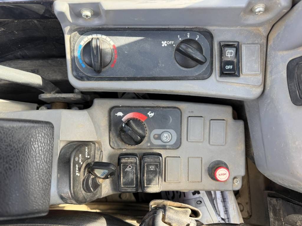 Kubota KX037-4 - Hammer Lines / Quick Coupler