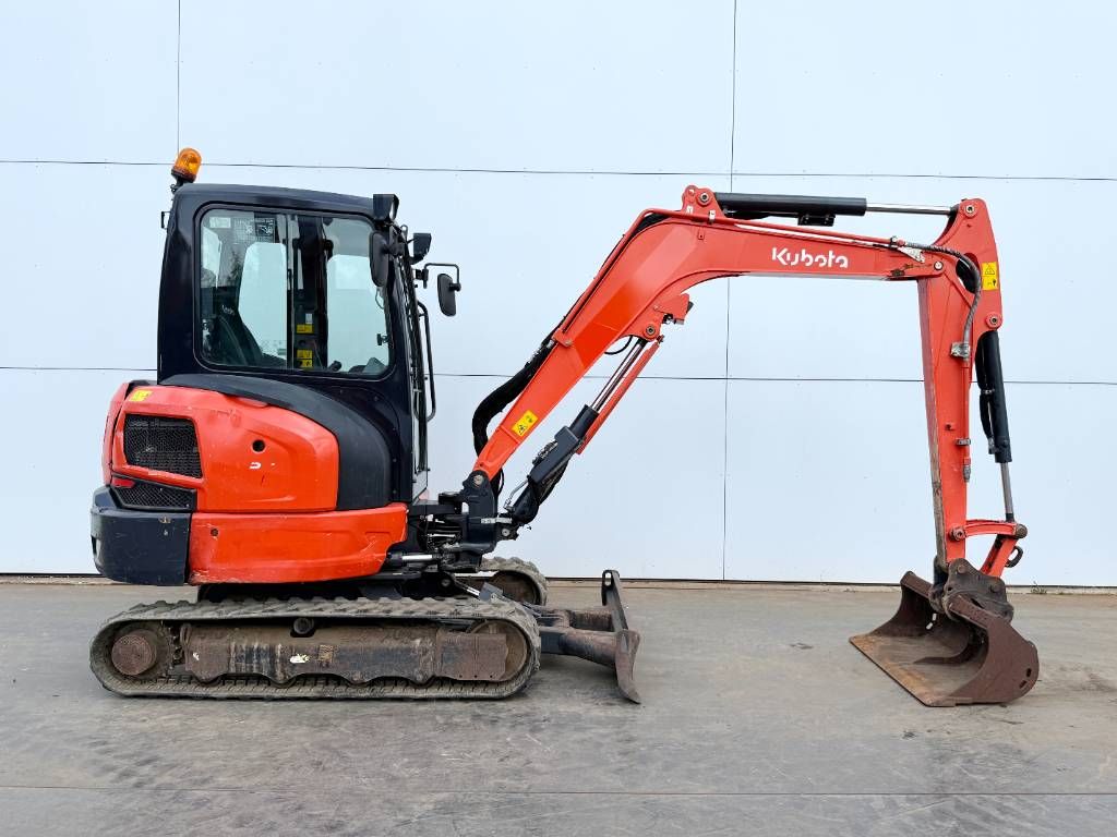 Kubota KX037-4 - Hammer Lines / Quick Coupler