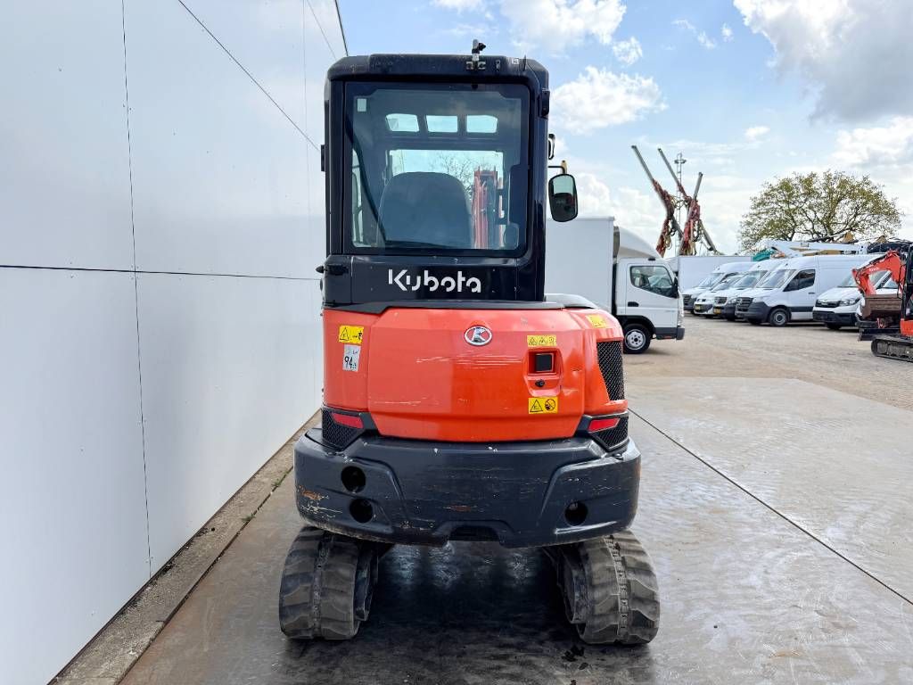 Kubota KX037-4 - Hammer Lines / Quick Coupler
