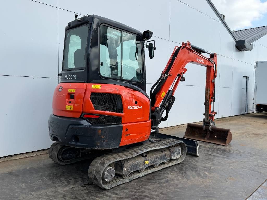 Kubota KX037-4 - Hammer Lines / Quick Coupler