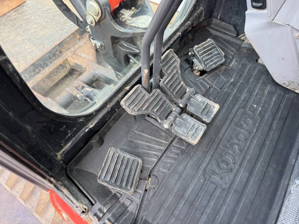 Kubota KX037-4 - Hammer Lines / Quick Coupler