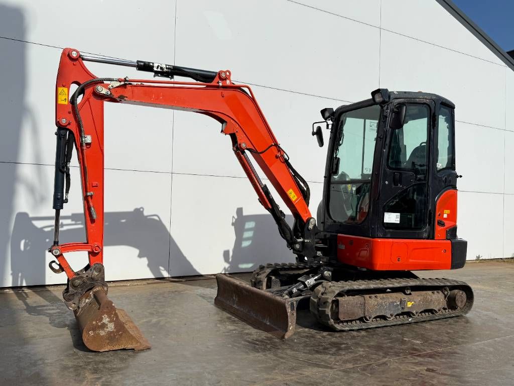 Kubota KX037-4 - Hammer Lines / Quick Coupler